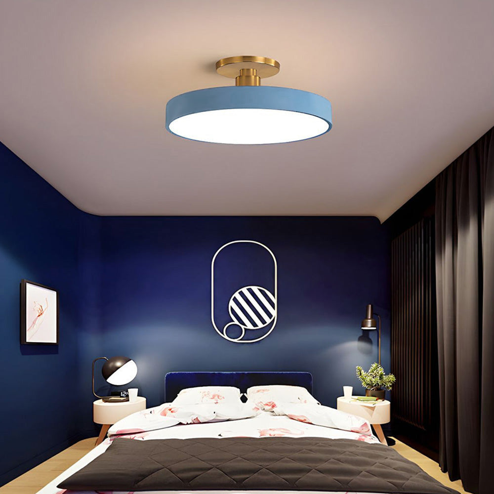 LuxLume | Moderne LED-Deckenleuchte mit edlen Goldakzenten