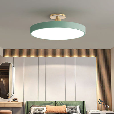 LuxLume | Moderne LED-Deckenleuchte mit edlen Goldakzenten