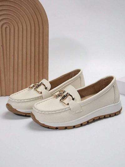 Bequeme Damen-Loafers mit elegantem Metallakzent
