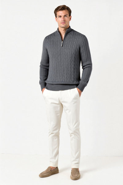 Eleganter Zopfstrickpullover mit Reißverschluss