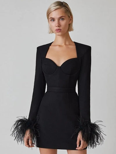 Sofia | Elegantes Minikleid mit Federdetails