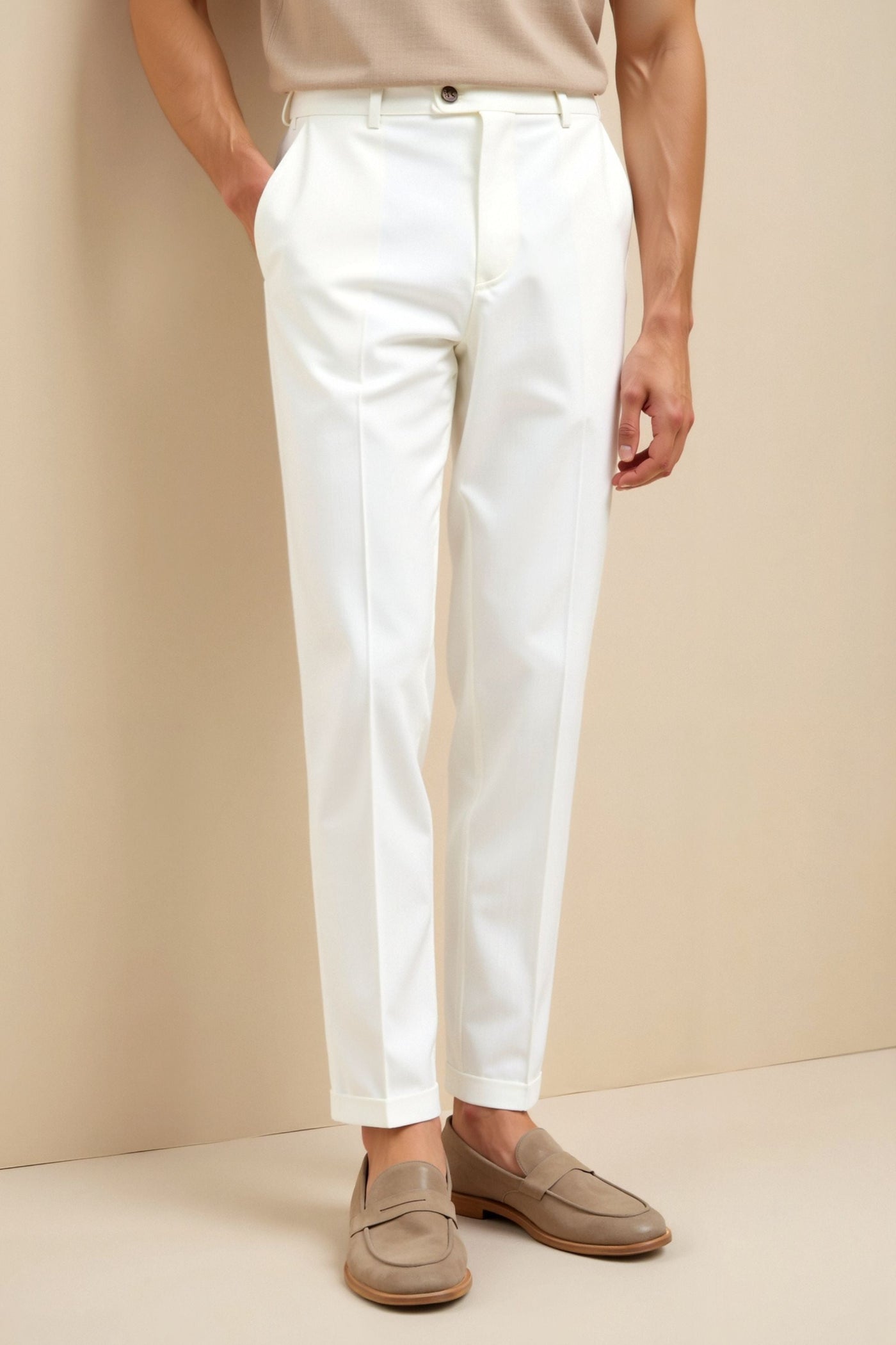 Herren-Chinohose in Weiß – Eleganz und moderner Stil