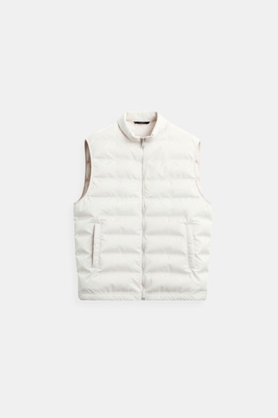 Minimalistische Steppweste | Leichte Wärme mit Stil