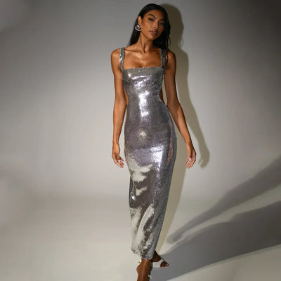 Emilia| Glitzerndes Maxi-Kleid mit Spaghettiträgern