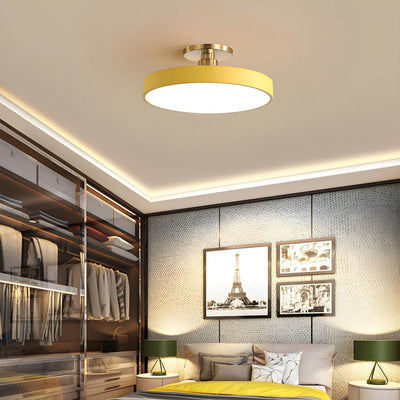 LuxLume | Moderne LED-Deckenleuchte mit edlen Goldakzenten