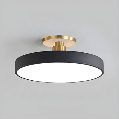 LuxLume | Moderne LED-Deckenleuchte mit edlen Goldakzenten