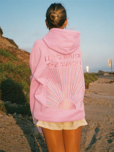 Oversized Hoodie mit Sunset-Print – Lässig, Cozy & Sommer-ready