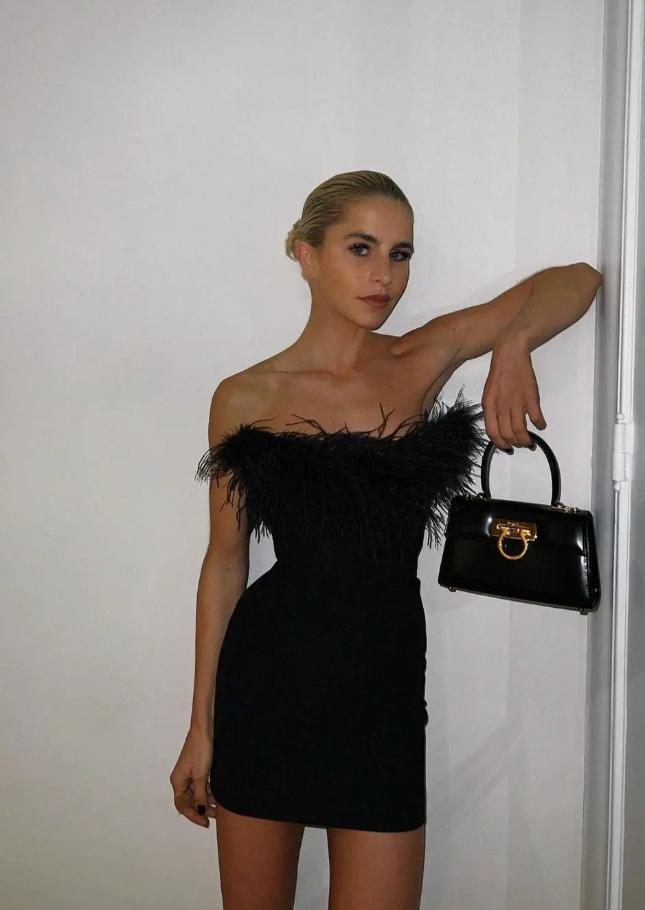 Grete | Elegantes Minikleid – Zeitloses Design für Feminine Eleganz Zendoo.de
