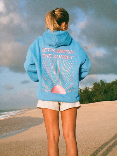 Oversized Hoodie mit Sunset-Print – Lässig, Cozy & Sommer-ready