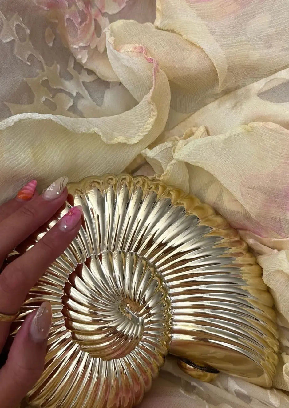 Sora Clutch - Gold Zendoo.de