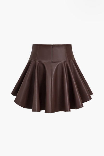 Marigold | Verspielter Kunstleder-Skaterrock mit High-Waist-Schnitt und ausgestelltem Saum