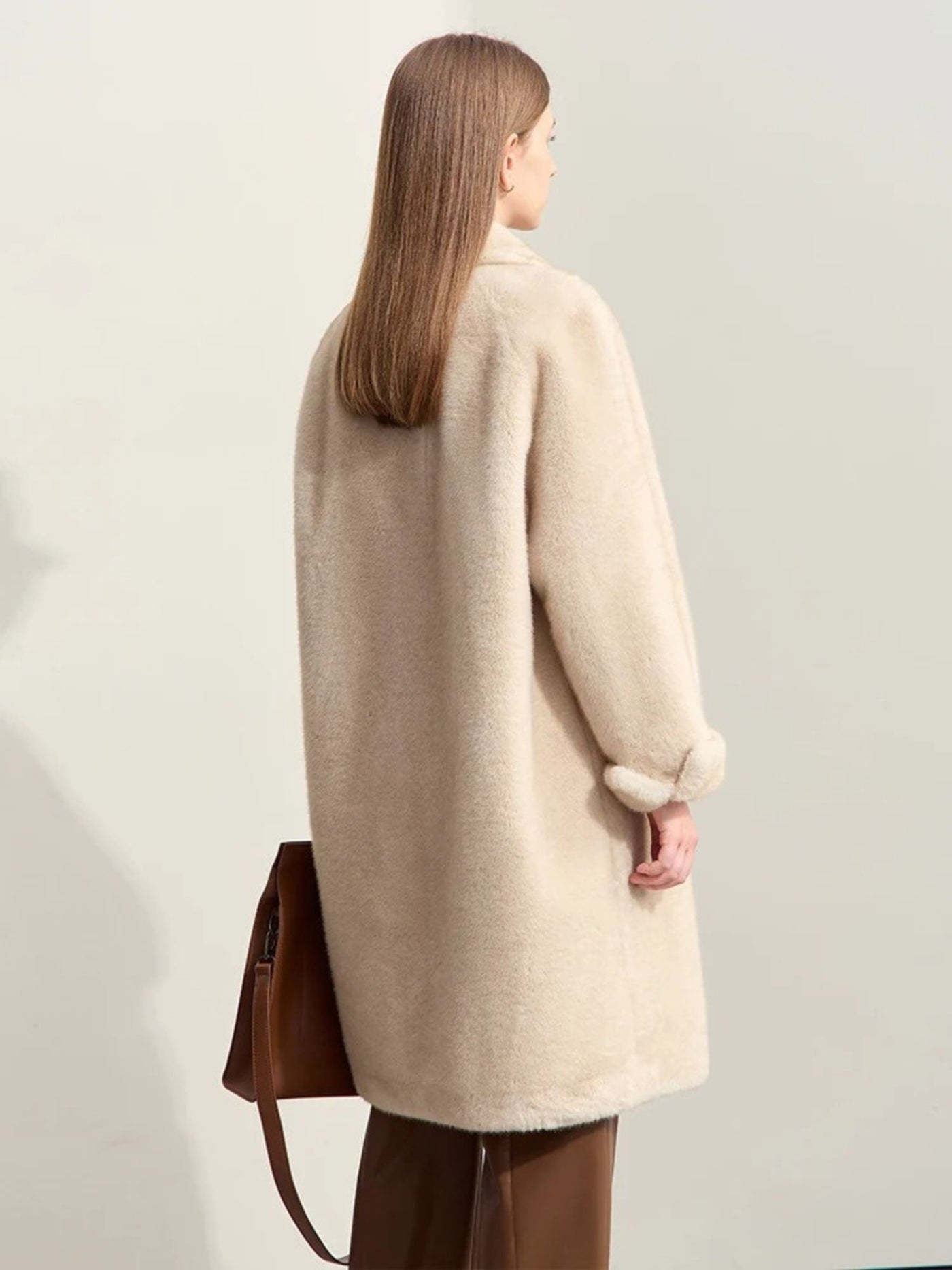 Tanja | Doppelt geöffneter beiger Wollmantel für den Winter