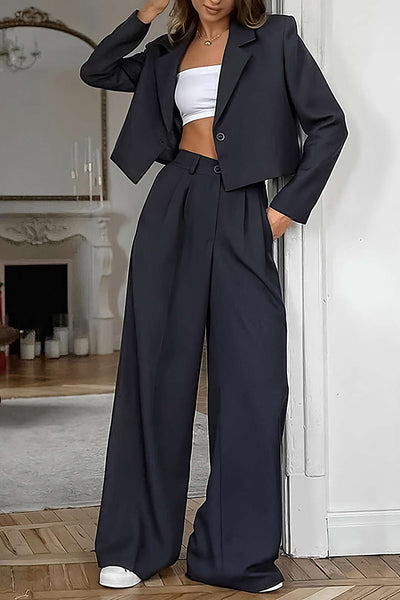 Feline | Moderner Blazer & Weite Hose für Stil.