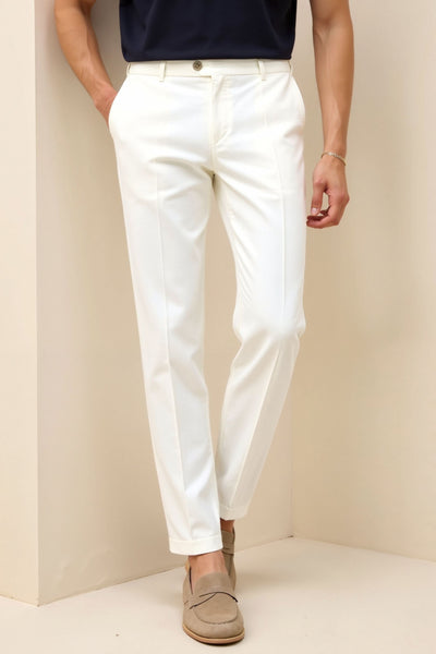 Herren-Chinohose in Weiß – Eleganz und moderner Stil