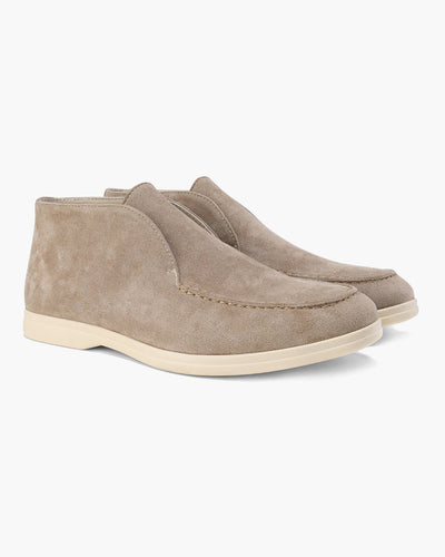 Jameson | 3-teiliges Set Kaschmir-Cardigan, hose & Wildleder-Boots
