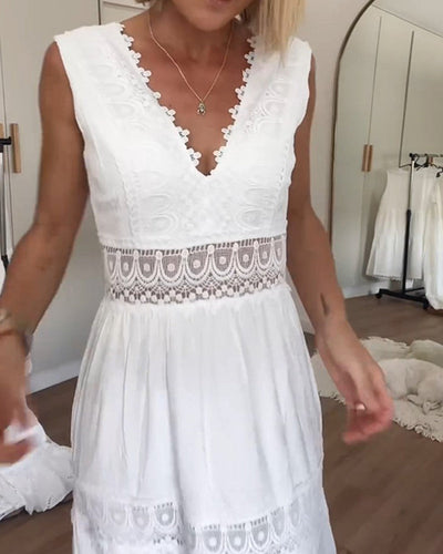 Elegantes Midi Sommerkleid mit Spitze & V-Ausschnitt – Feminin & Luftig