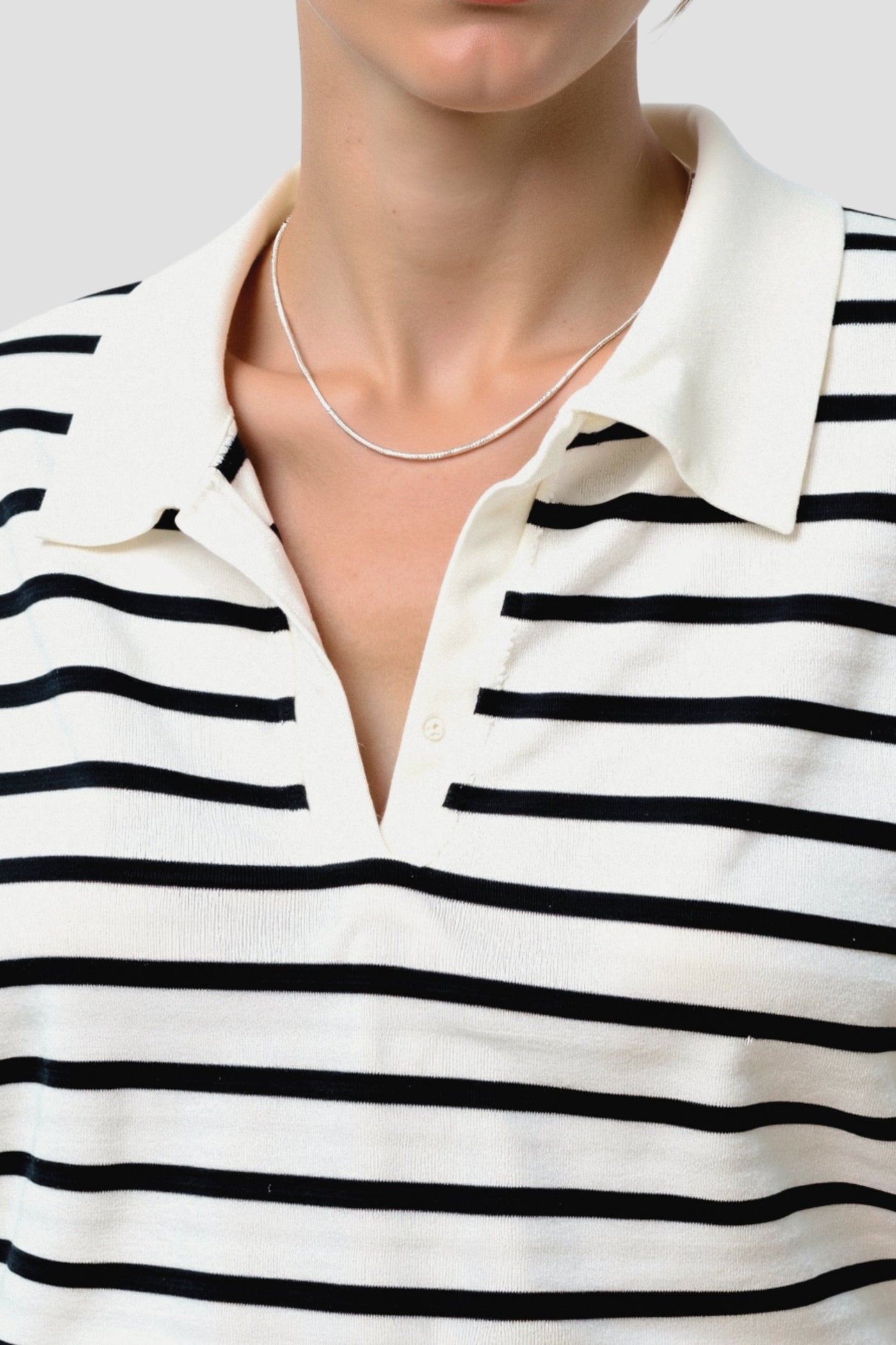 Gestreiftes Poloshirt mit kurzen Ärmeln