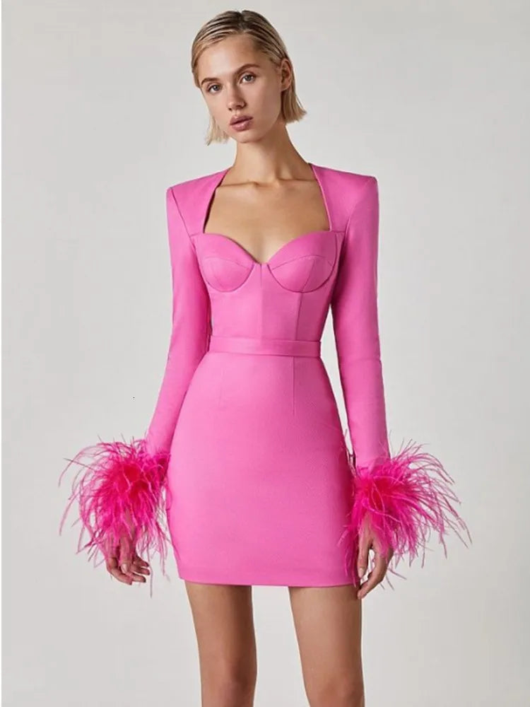 Sofia | Elegantes Minikleid mit Federdetails