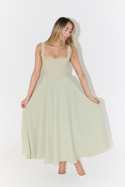 Bella | Elegantes Maxikleid A-Linie mit breiten Trägern – Schwarz, Weiß, Mintgrün