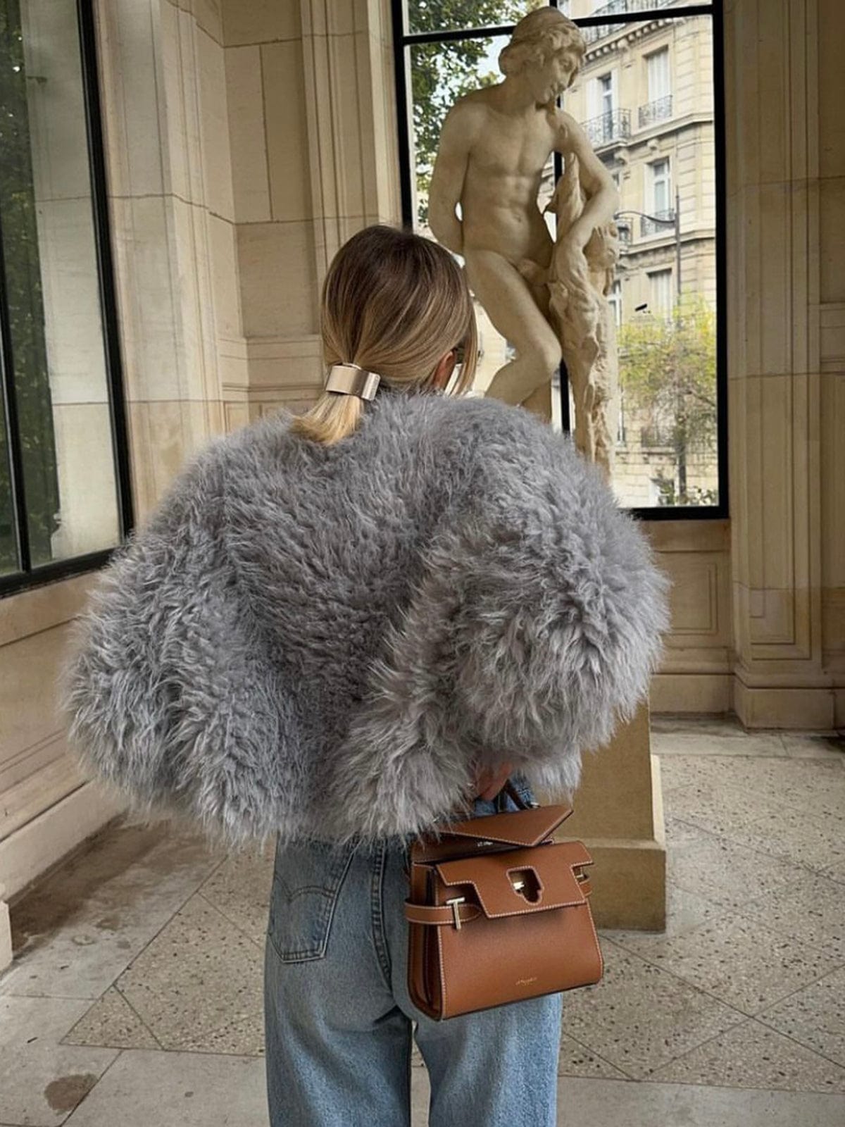 Manteau Court en Fausse Fourrure Élégant
