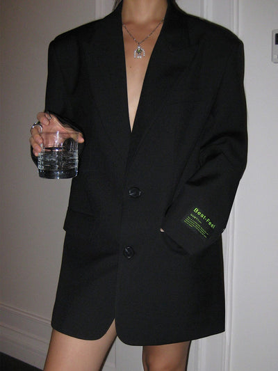 Lorelei | Trendiger oversized Blazer für moderne Minimalisten-Mode