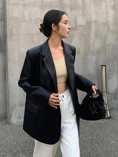 Tessa | Legerer Blazer aus Kunstleder mit Reverskragen