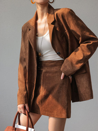 Romy | Trendiges oversized Blazer und Rock Set aus braunem Wildleder