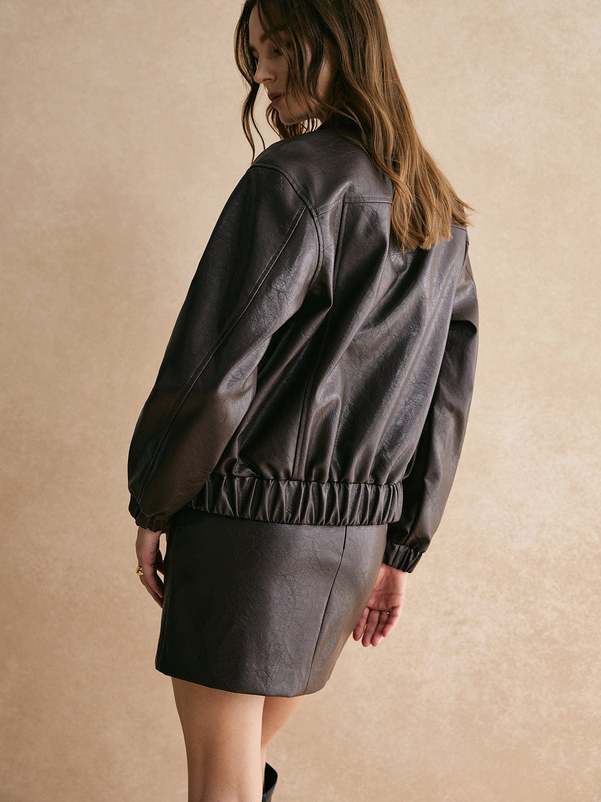 Elena | Trendige Leder-Bomberjacke – Modern & Lässig