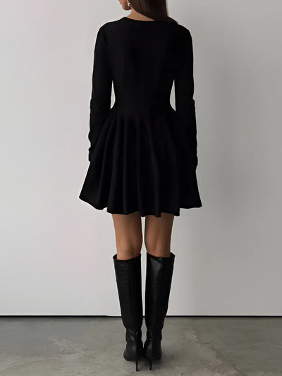 Alina | Elegantes Damen Skaterkleid in Crème mit Langarm