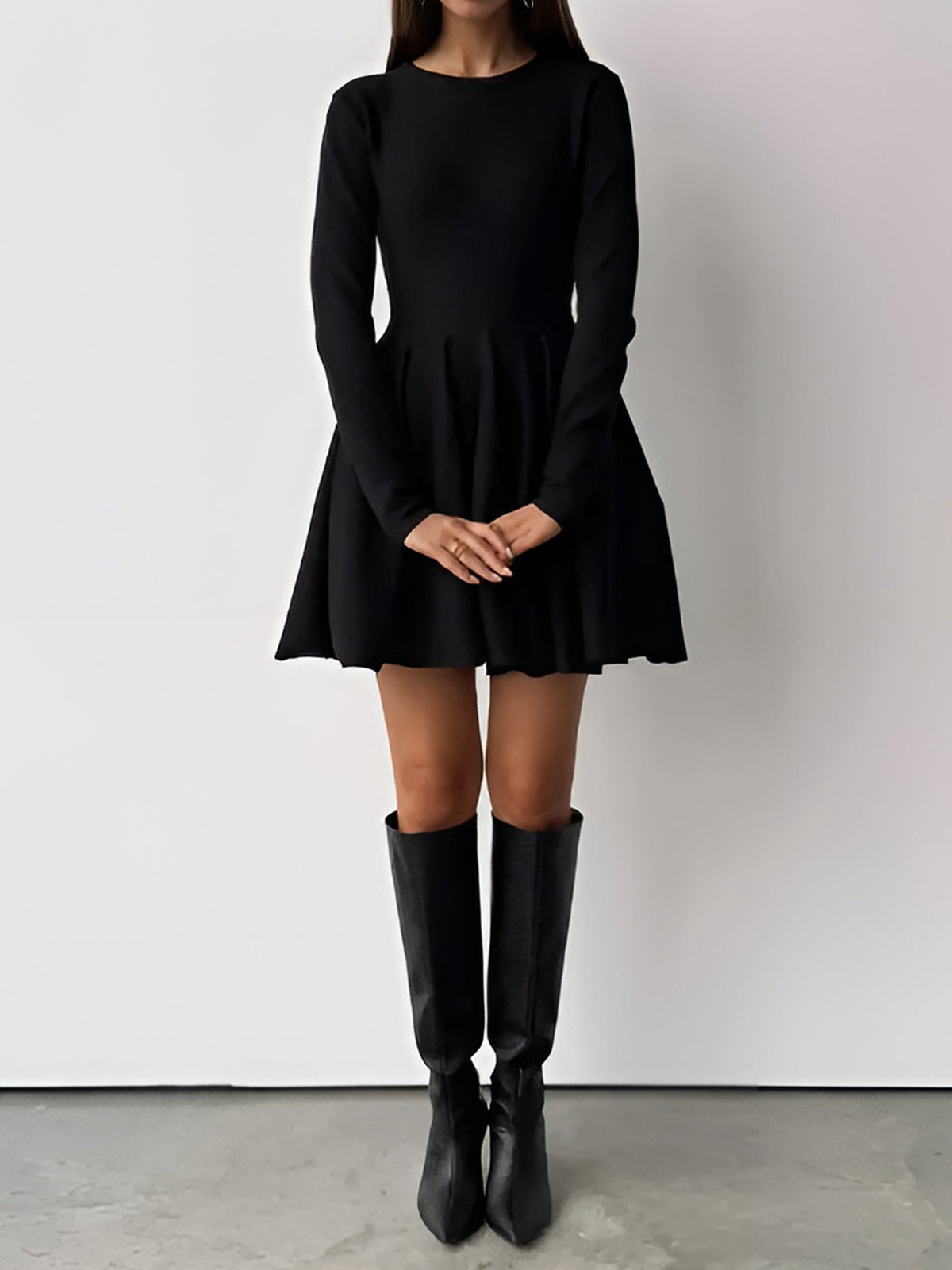 Alina | Elegantes Damen Skaterkleid in Crème mit Langarm