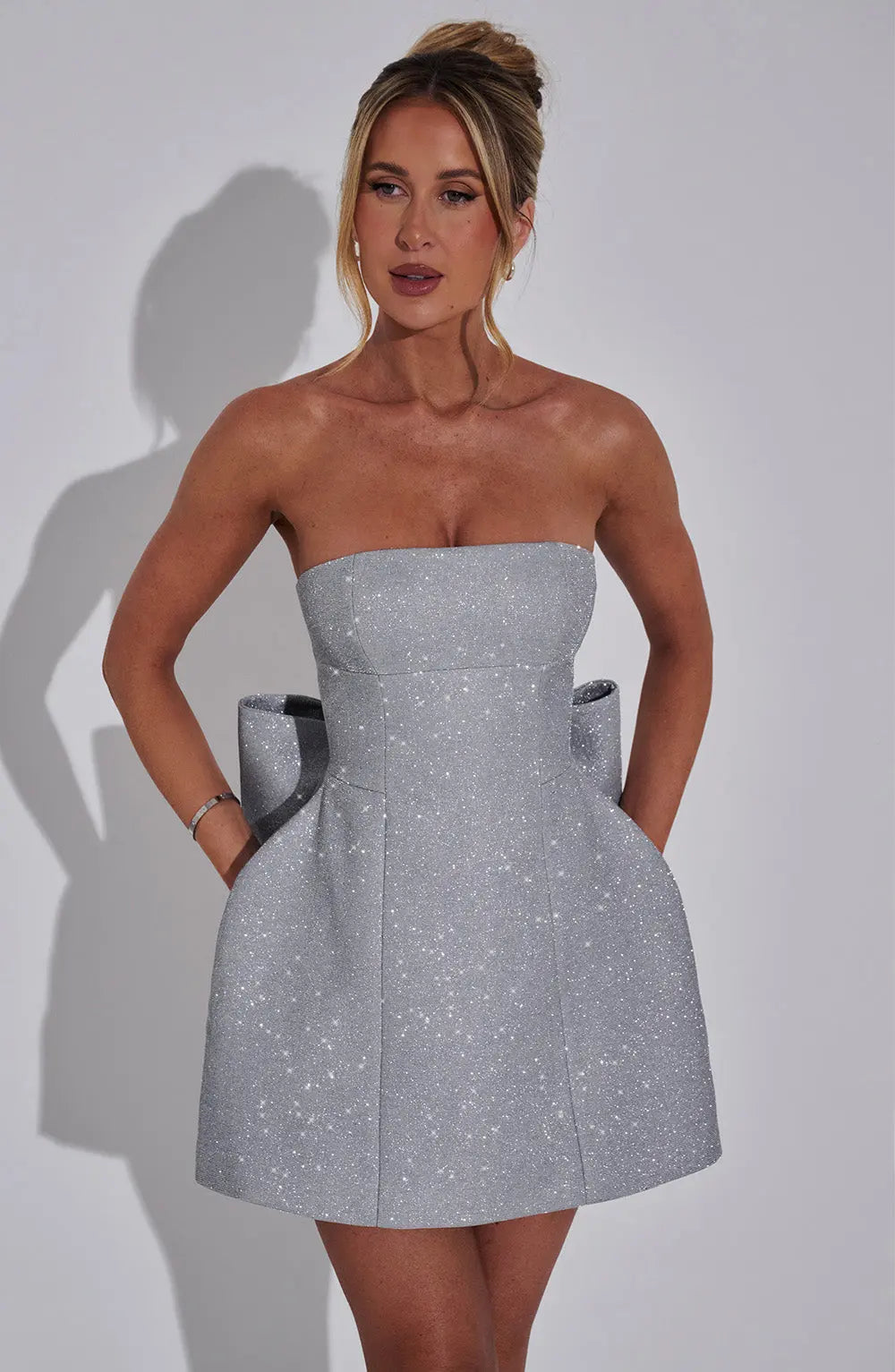 Emma | Glitzerndes Minikleid – Strahlende Eleganz für Unvergessliche Nächte Zendoo.de