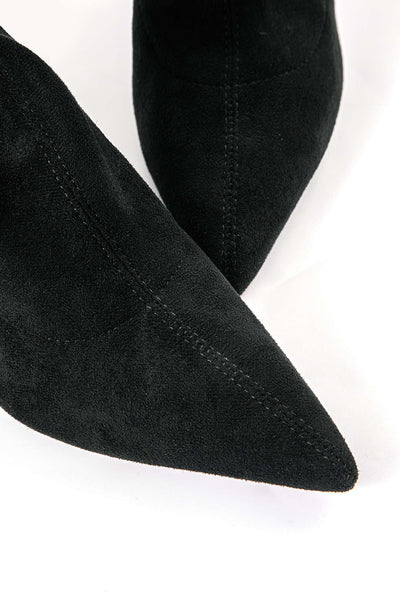 Elegante Overknee-Stiefel aus Velours – Stilvoll & Feminin