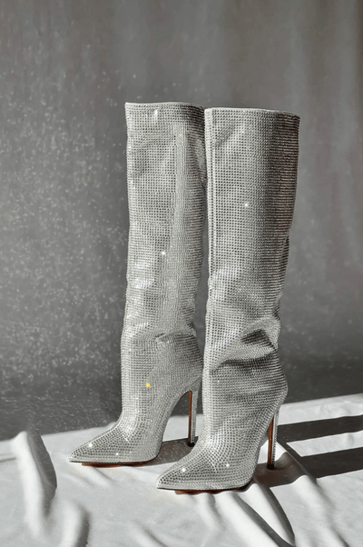 Chloé | Luxuriöse Overknee-Stiefel mit Strassdetails - Zendoo.de