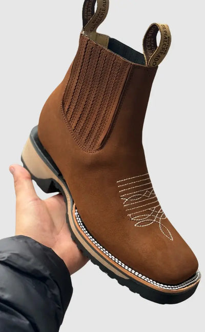 Clara | VIELSEITIGE COWBOYSTIEFEL FÜR MÄNNER UND FRAUEN Zendoo.de