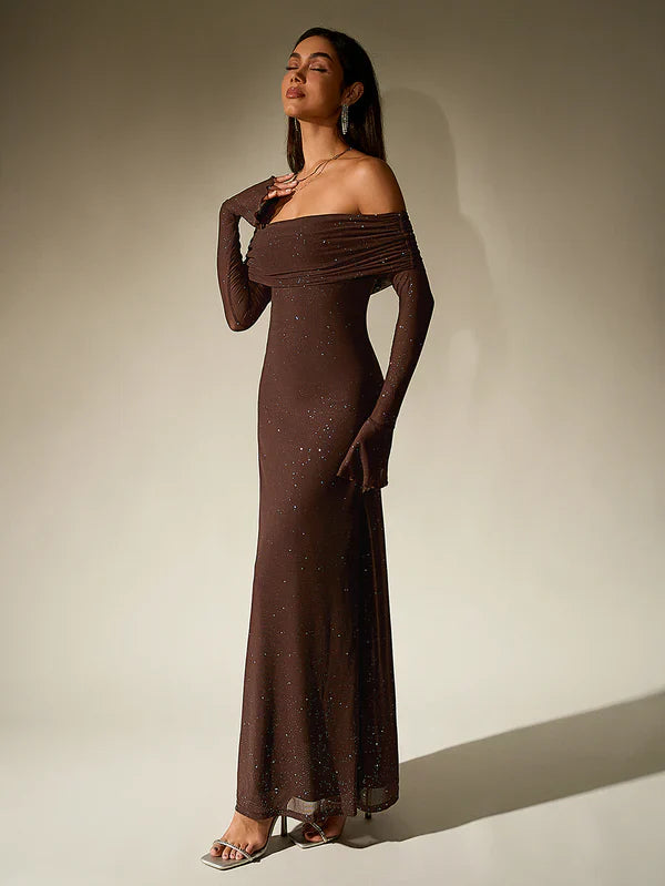 Alina | Schulterfreies Abendkleid in Braun mit Glitzer