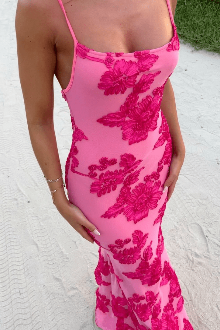 Ziska | Figurbetontes Rosa Floralen Maxikleid - Eleganz mit romantischem Flair