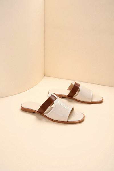 Eleganten Sandalen in Cremeweiß