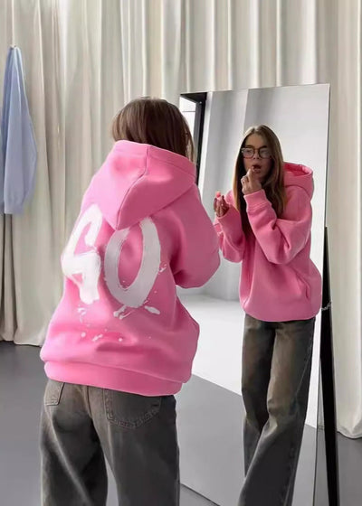 Oversized Hoodie mit abstraktem Rückendruck – Urban, Cozy & Ausdrucksstark