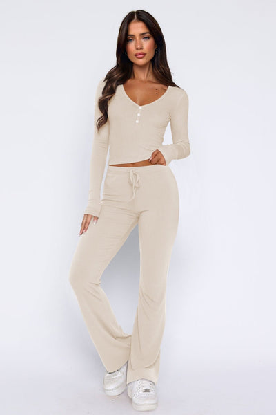 Laureen | Ausgestellter Jumpsuit mit langen Ärmeln