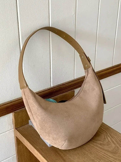 Lene | Halbmond-Tasche aus Wildleder