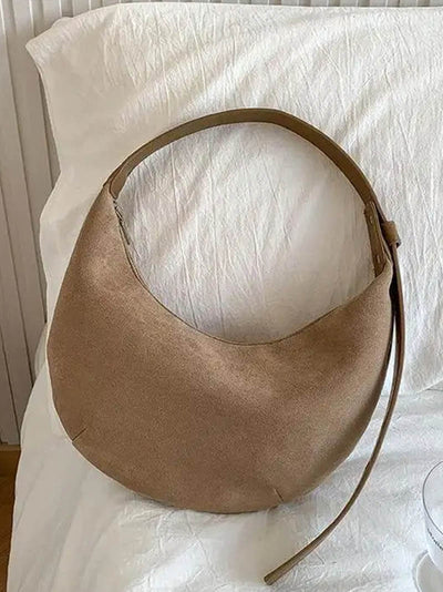 Lene | Halbmond-Tasche aus Wildleder
