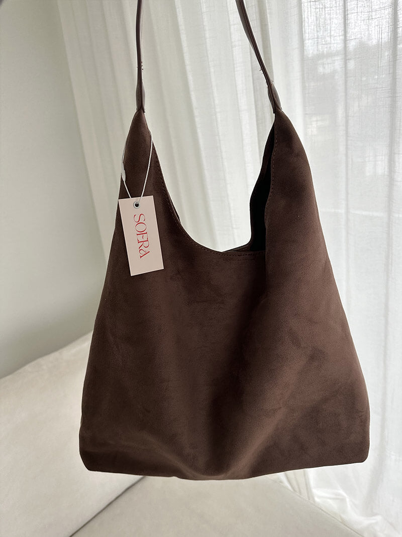 Olga | Minimalistische Schultertasche aus Wildleder