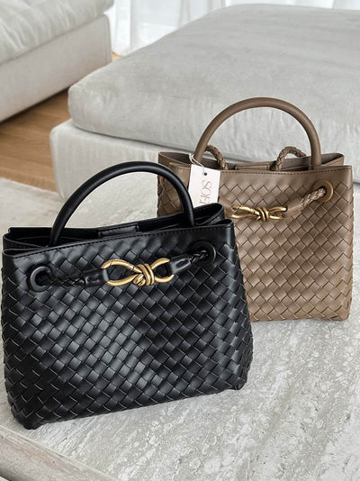 Carlee | Geflochtene Mini-Tasche mit edlem Akzent
