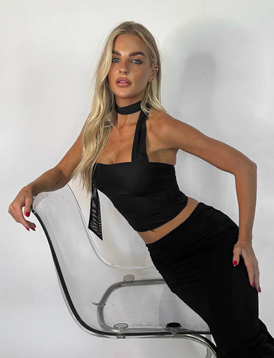 Helga | Minimalistisches Sommer-Style ärmelloses Neckholder Top