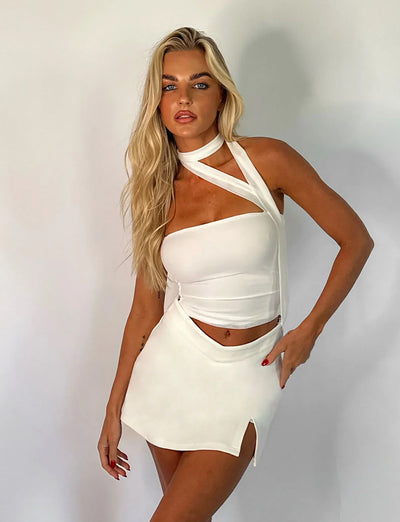 Helga | Minimalistisches Sommer-Style ärmelloses Neckholder Top