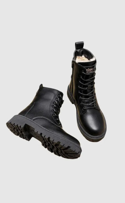 Winterstiefel aus schwarzem Leder - Delphine Zendoo.de