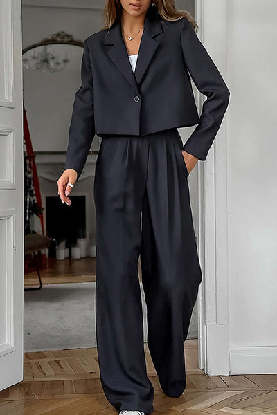 Feline | Moderner Blazer & Weite Hose für Stil.