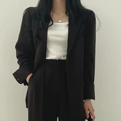 Athena | Einfarbiges Blazer- und gerade geschnittenes Hosen-Set für Damen Zendoo.de
