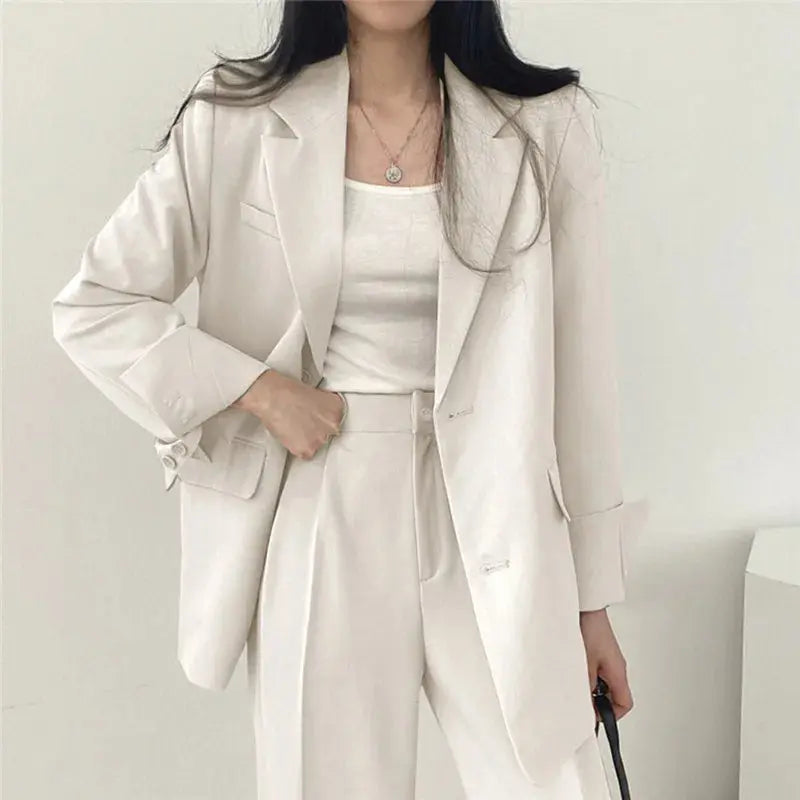 Athena | Einfarbiges Blazer- und gerade geschnittenes Hosen-Set für Damen Zendoo.de