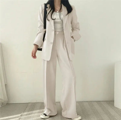 Athena | Einfarbiges Blazer- und gerade geschnittenes Hosen-Set für Damen Zendoo.de